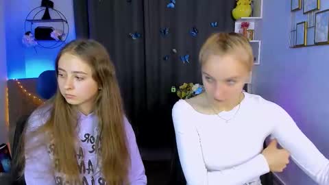 rebecca_smile_ online show from September 26, 12:46 pm