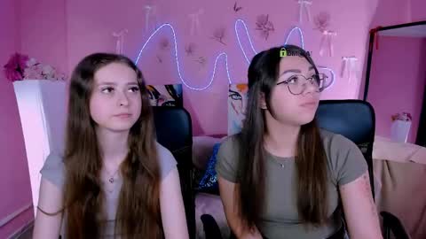 rebecca_smile_ online show from May 27, 5:59 am