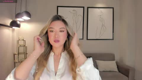 Rebe online show from April 9, 7:19 pm