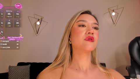 Rebe online show from February 9, 8:22 pm