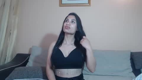 rebecka_sweet online show from May 17, 1:09 pm