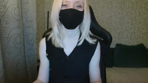 RebesaOlset online show from December 25, 3:38 pm