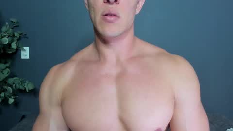 twitter REECET26 instagram RECCETAYLOR online show from December 18, 11:00 pm