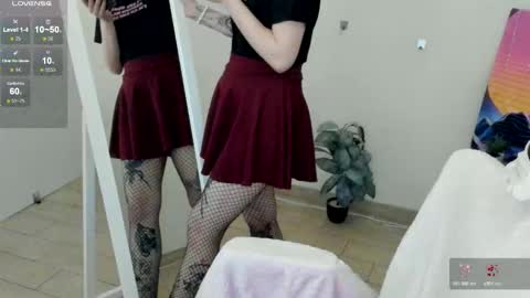 Bestie online show from February 2, 1:52 pm