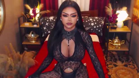 Snapshot of red_ivyy chatting on October 25, 11:42 am AsianRedivy online show from October 25, 11:42 am
