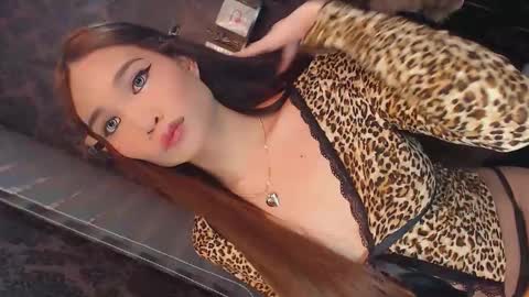 Snapshot of red_linn chatting on September 9, 1:38 am danika linn online show from September 9, 1:38 am