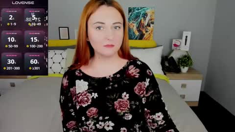 Snapshot of red_naughtyfox chatting on February 23, 8:33 pm Lessy Fox online show from February 23, 8:33 pm