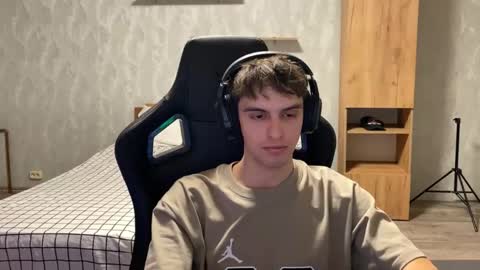 redbullshine online show from September 20, 1:25 pm