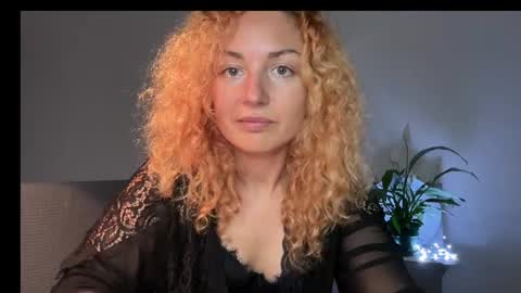 Snapshot of reddgirll chatting on March 6, 10:36 pm reddgirll online show from March 6, 10:36 pm