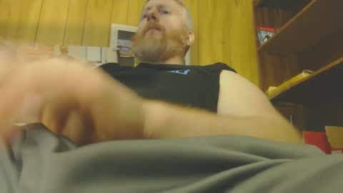 theredhead4fun online show from February 8, 9:18 pm