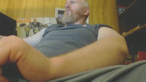 theredhead4fun online show from April 7, 3:19 am