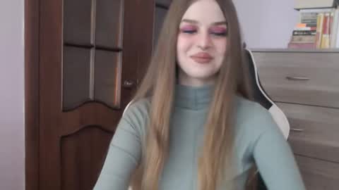 Lily online show from October 20, 2:05 am