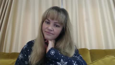 RedJessica online show from November 13, 6:05 am