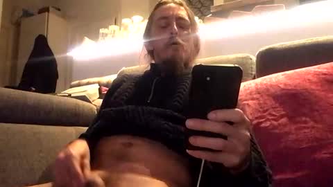 Redspider154 online show from November 19, 5:01 pm