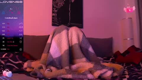 Snapshot of redyari chatting on January 19, 1:43 am Red online show from January 19, 1:43 am