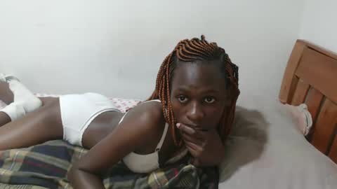 Reeena online show from February 17, 8:19 am