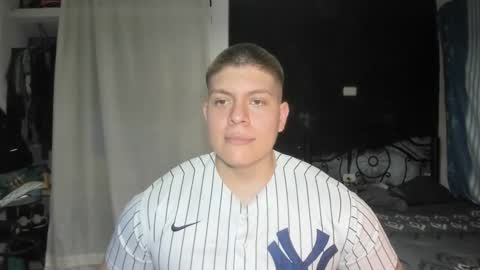 Snapshot of regan_jhonson chatting on February 2, 4:05 am regan_jhonson online show from February 2, 4:05 am