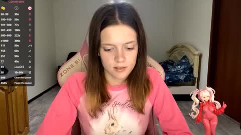 Snapshot of regeniastetson chatting on September 22, 4:11 pm Lucy online show from September 22, 4:11 pm