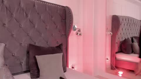 Regina  online show from October 3, 6:43 am