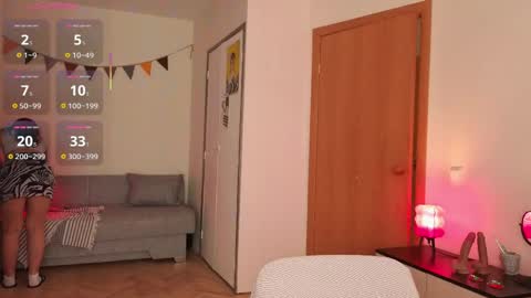 ReginaHawkinss online show from April 17, 7:33 am