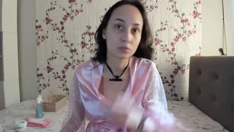 Snapshot of reginamoon12 chatting on February 24, 10:15 am Alisa online show from February 24, 10:15 am