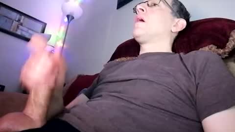 regularguy20 online show from February 5, 9:35 am