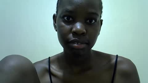 cutie online show from March 13, 10:24 pm