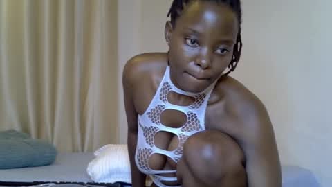 rem010a online show from January 8, 12:33 pm