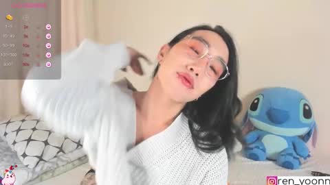 Snapshot of ren_yoonn chatting on September 24, 11:22 pm Ren online show from September 24, 11:22 pm