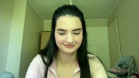 Renata online show from June 22, 2:35 pm