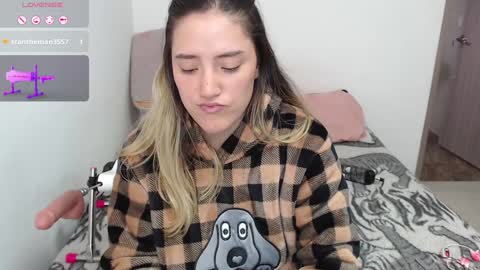 Snapshot of renathacohen chatting on January 25, 9:25 pm sofia online show from January 25, 9:25 pm