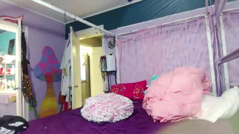 Naughty closet slut here to suck all your friends off  online show from September 30, 3:28 am