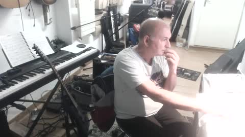 renefr online show from December 1, 10:12 pm