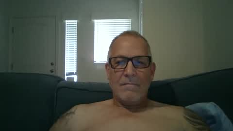 Renewaz online show from April 22, 7:10 pm