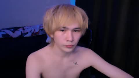 rennuts online show from February 15, 7:34 pm