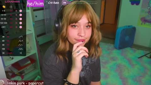 REN online show from February 11, 8:58 am