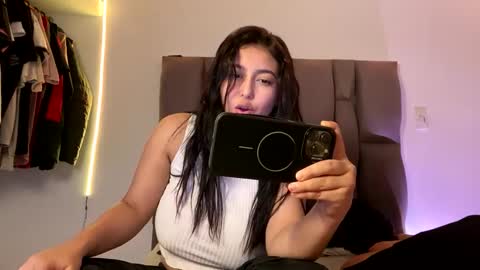 Snapshot of rexaybladee chatting on October 11, 8:23 pm Rexa y blade online show from October 11, 8:23 pm
