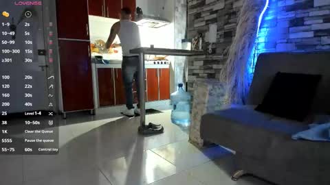 reymasterhot online show from October 24, 10:10 pm