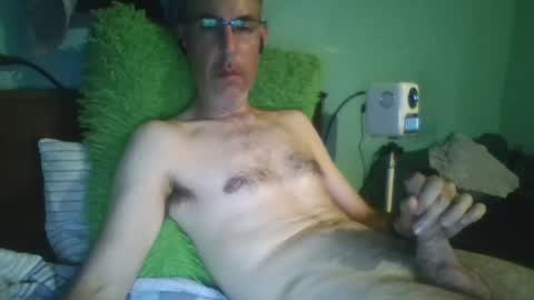 reyes_albert2006 online show from September 22, 6:28 am