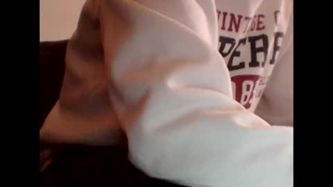 Snapshot of rhymes2479 chatting on December 10, 7:26 am Shaved cock ready online show from December 10, 7:26 am