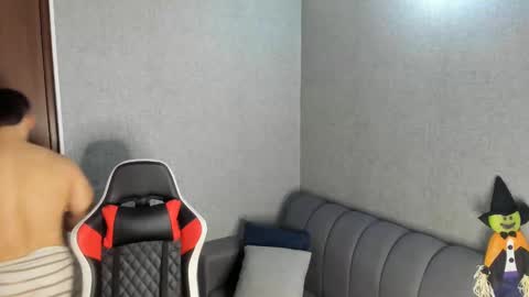 Snapshot of ricardogonzalez666 chatting on February 15, 5:51 am ricardogonzalez666 online show from February 15, 5:51 am