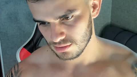 Snapshot of ricardogonzalez666 chatting on February 25, 7:06 pm ricardogonzalez666 online show from February 25, 7:06 pm
