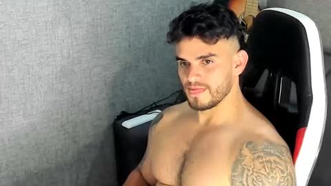 Snapshot of ricardogonzalez666 chatting on October 5, 12:19 am ricardogonzalez666 online show from October 5, 12:19 am
