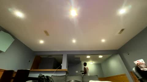 richiepeopleclub online show from April 19, 3:18 am