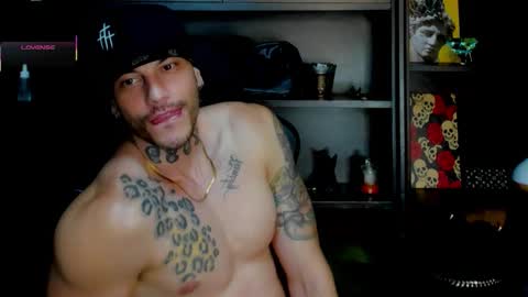 Snapshot of rickg_oficial chatting on October 16, 10:41 pm RICKG online show from October 16, 10:41 pm