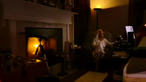 Snapshot of ricks4fun chatting on February 25, 6:58 am PINK HOLE TWINK online show from February 25, 6:58 am