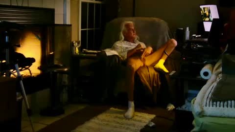 Snapshot of ricks4fun chatting on September 24, 3:24 am PINK HOLE TWINK online show from September 24, 3:24 am