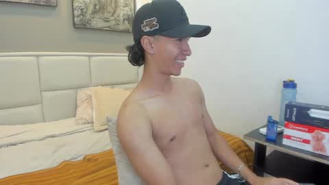 Ricky Backus online show from May 29, 2:09 am