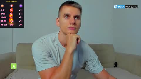 Ricky online show from December 2, 8:34 am