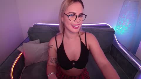 Rika online show from February 6, 8:50 am